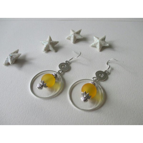 Kit boucles d'oreilles perle jaune - Photo n°1