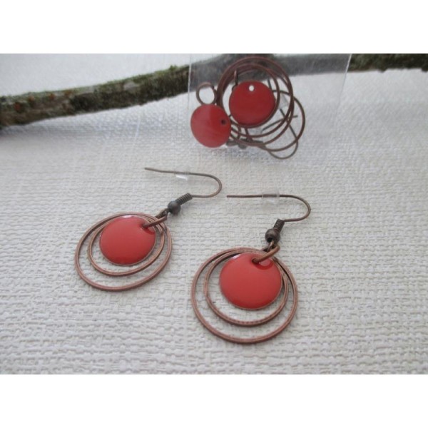 Kit boucles d'oreilles anneaux cuivre et sequin émail rouge - Photo n°1
