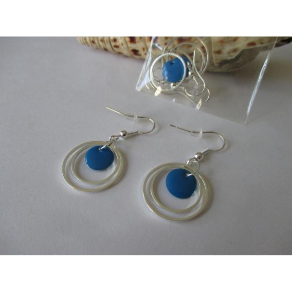 Kit boucles d'oreilles anneaux argentés et sequin bleu - Photo n°1