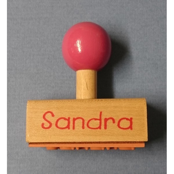 Tampon en bois prénom Sandra - Photo n°2
