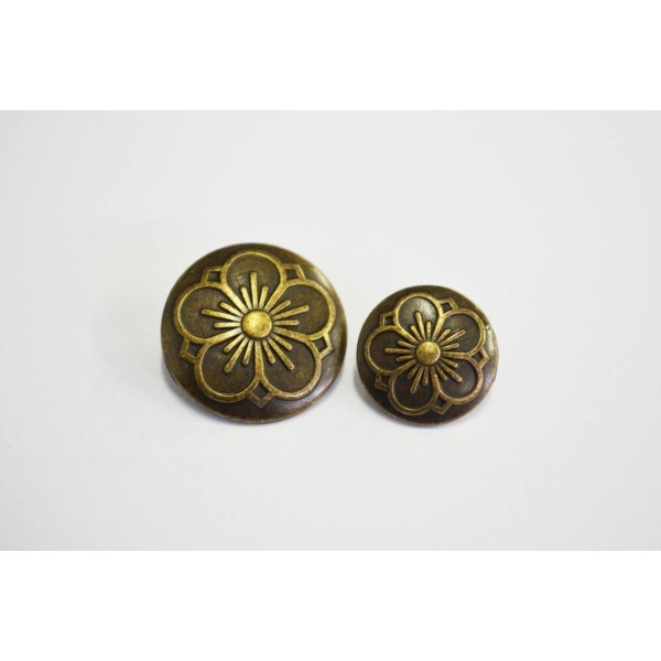 Bouton métal motif floral bronze 20mm - Photo n°1