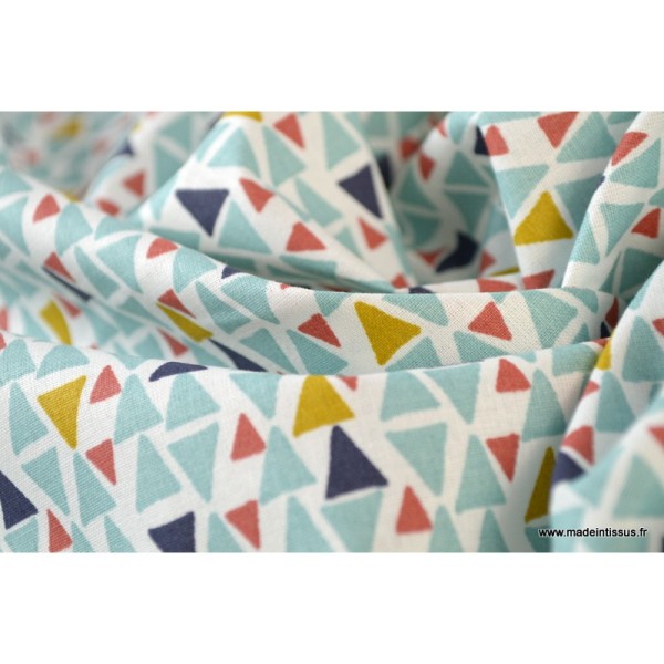 Tissu coton imprimé triangles Menthe Oeko tex - Photo n°3