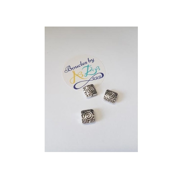 Perles carrées argentées en métal 10mm x5 - Photo n°1