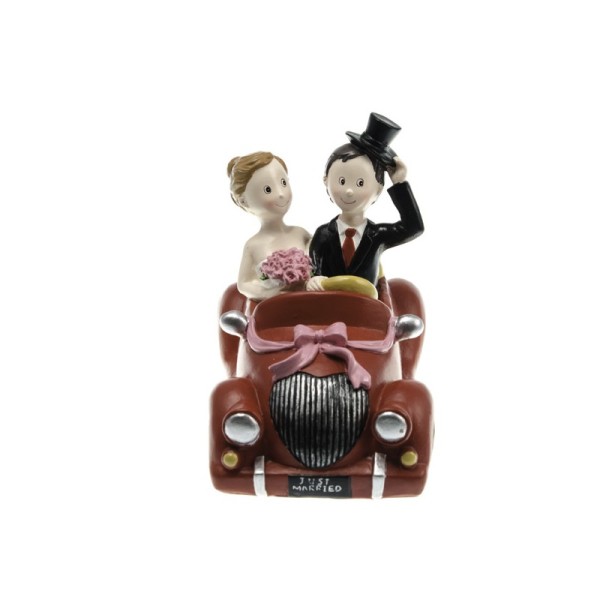 Figurine géantes mariés en voiture rouge - Photo n°1