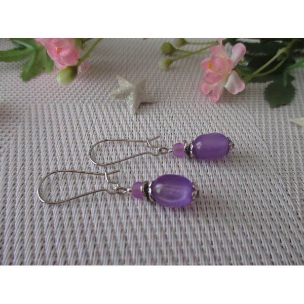 Kit boucles d'oreilles apprêts argent mat et perles en verre violette - Photo n°1
