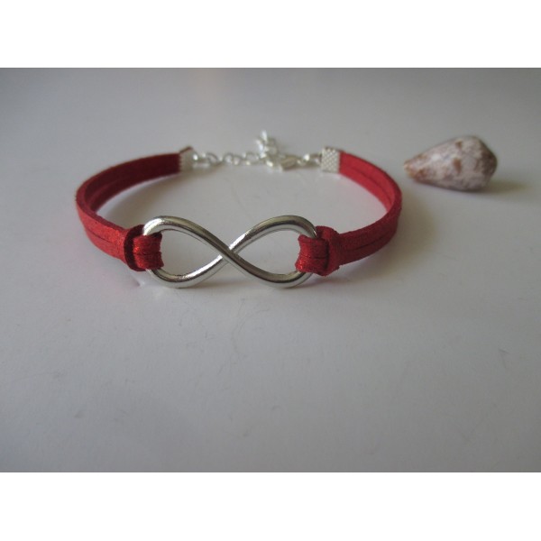 Kit bracelet suédine rouge brillante et lien infini platine - Photo n°1
