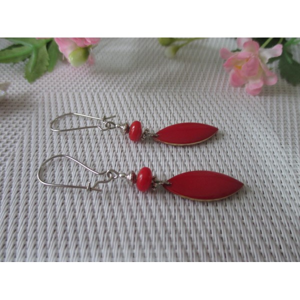 Kit boucles d'oreilles apprêts argent mat et sequin émail rouge - Photo n°1