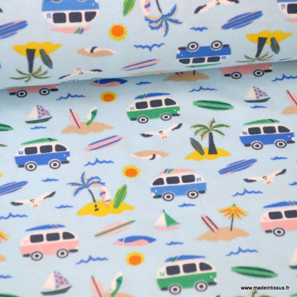 Tissu jersey Oeko tex imprimé petits Combis vans et palmiers fond bleu - Photo n°1