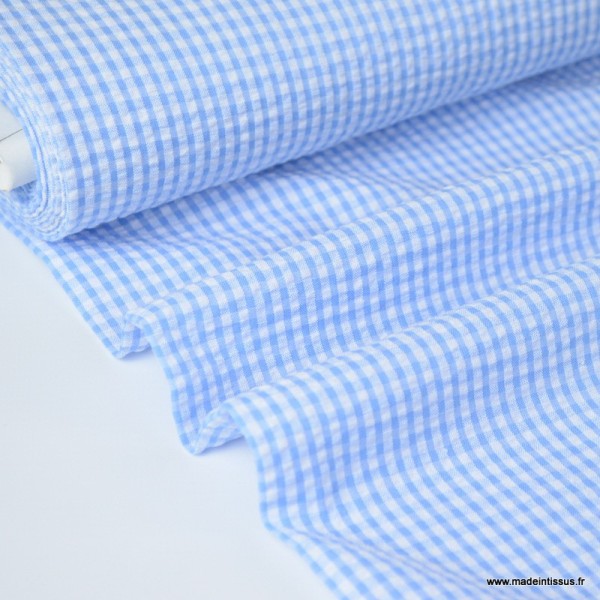 Tissu seersucker de coton vichy blanc et bleu - Photo n°1