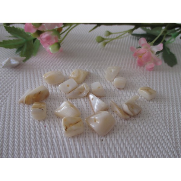 Lot de 30 gr de perles chips beige ivoire - Photo n°1