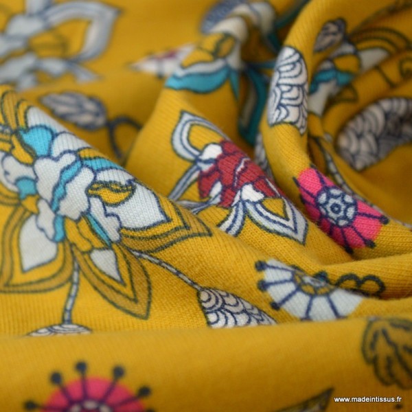 Tissu jersey Oeko tex imprimé Fleurs fond Moutarde - Photo n°3