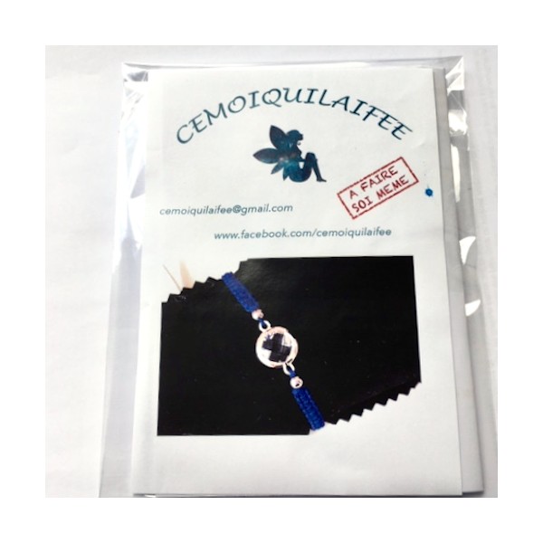 Kit bracelet tressé pavé verre transparent, fil bleu indigo - Photo n°1