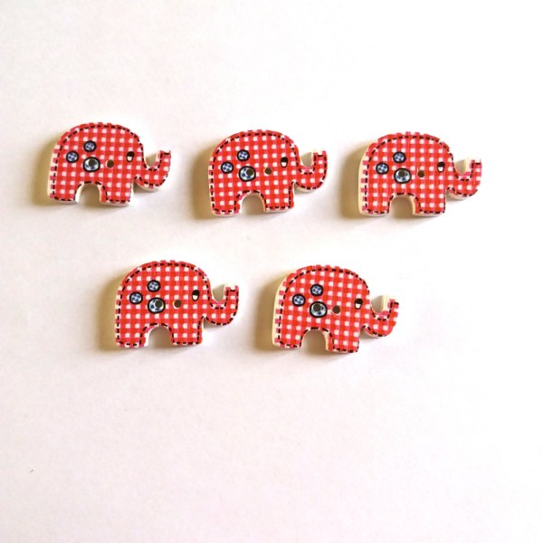 5 Boutons bois, éléphant à carreaux rouge – 28x30mm - Photo n°1