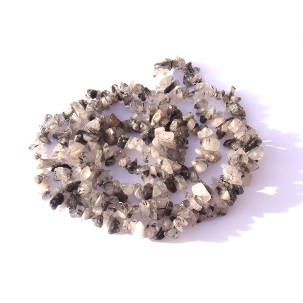 Quartz Tourmaliné : 50 chips 5/7 MM de diamètre environ - Photo n°1