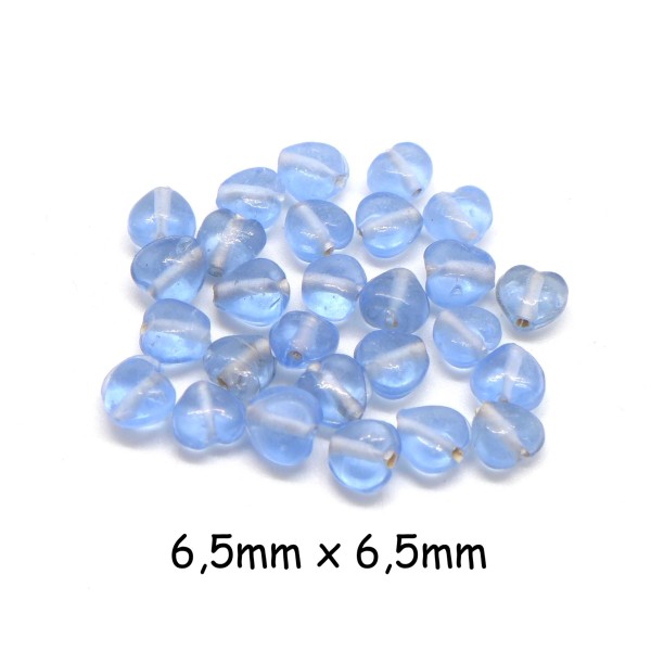 50 Perles Coeur En Verre Bleu Ciel Transparent 6,5mm - Photo n°1