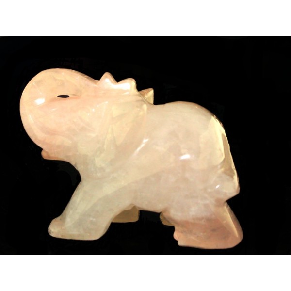 Statuette éléphant en quartz rose 6cm de long - Photo n°1