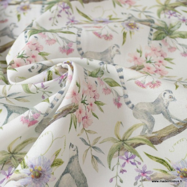 Tissu coton imprimé fleurs et lémuriens Oeko tex .x1m - Photo n°3