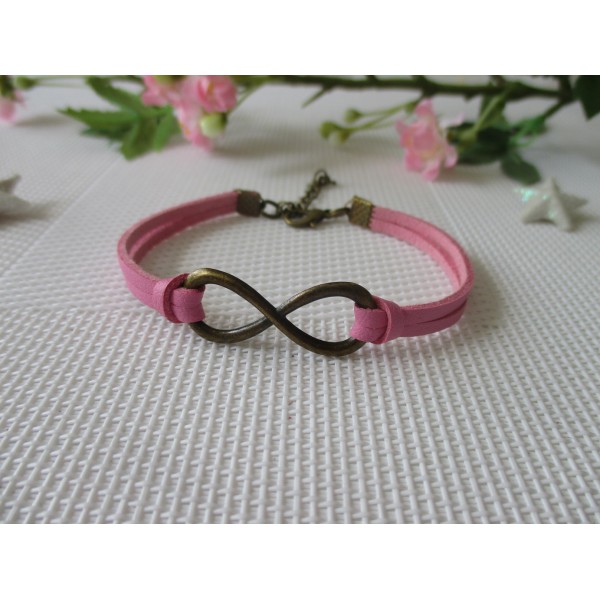 Kit bracelet suédine faux cuir rose et lien infini bronze - Photo n°1
