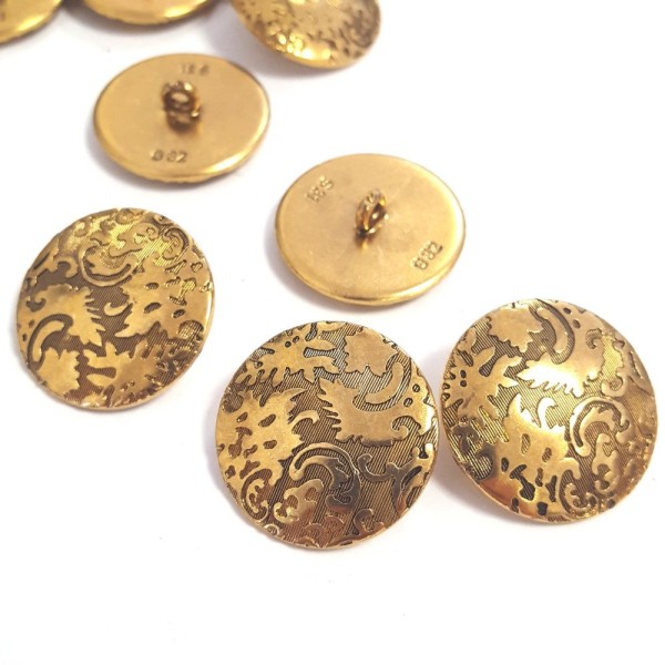 1 Bouton métal doré , plaqué or , motif d’arabesques – 27mm – 63T - Photo n°1