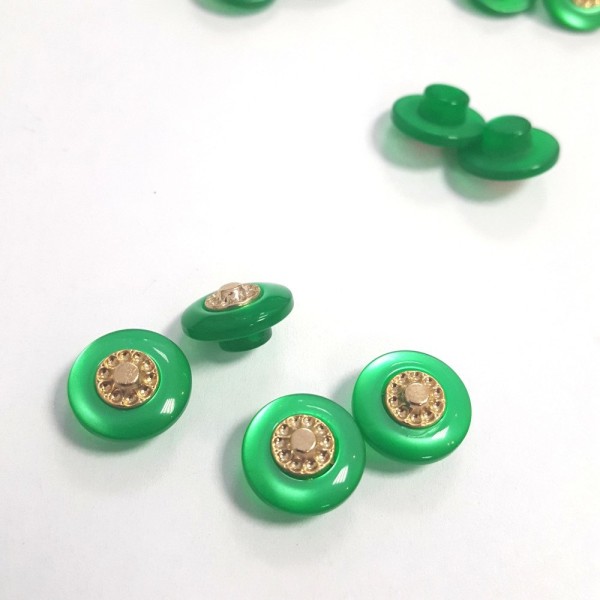3 Boutons résine vert et doré – 12mm –157T - Photo n°1