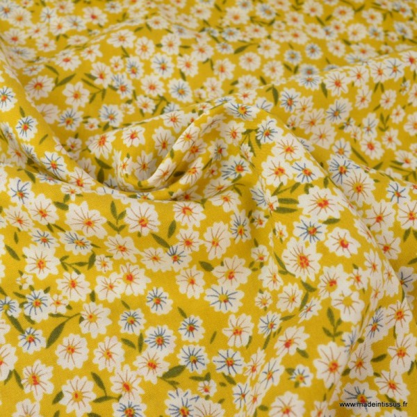 Tissu Viscose petites fleurs fond Curcuma - Photo n°3