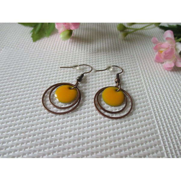 Kit boucles d'oreilles anneaux cuivre et sequin émail orange - Photo n°1