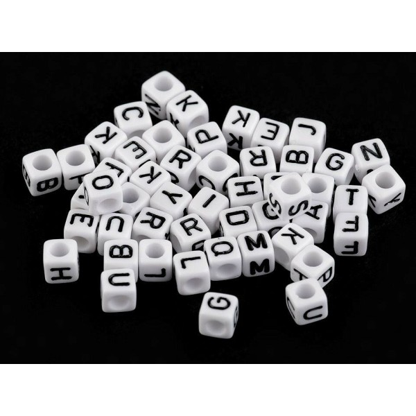 1bag Ix Noir-blanc Perles de Plastique Cube 6mm Avec des Lettres, d'Autres - Photo n°1