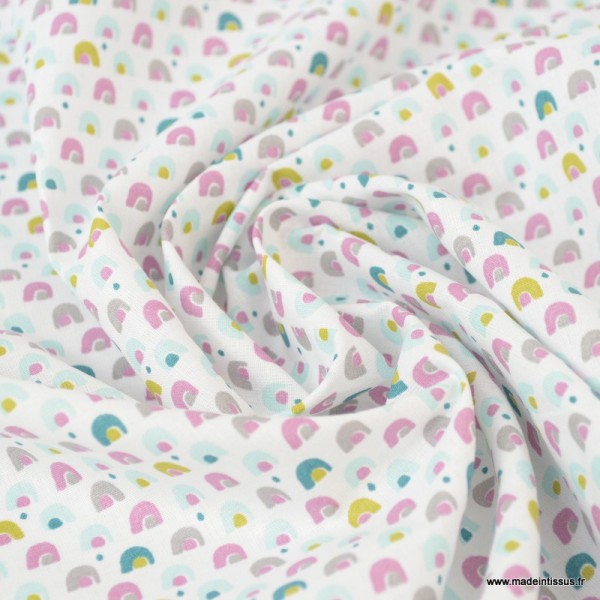 Tissu coton imprimé arc en ciel bleu et rose - Photo n°2