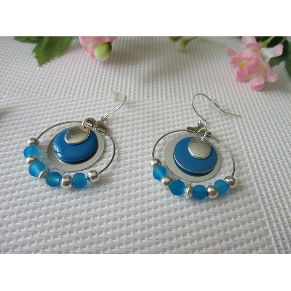 Kit boucles d'oreilles créoles argentés et sequin émail bleu indigo - Photo n°1
