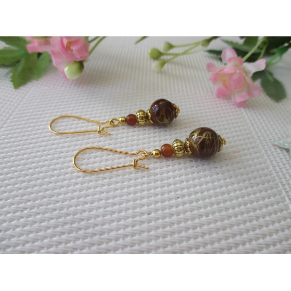 Kit boucles d'oreilles apprêts dorés et perle en verre marron - Photo n°1