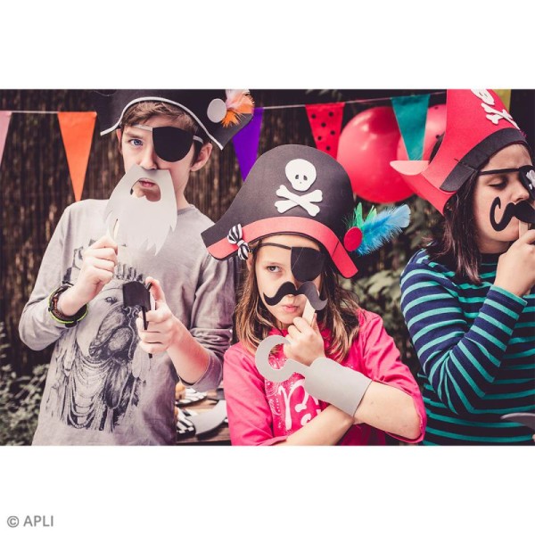 Kit Costume Pirates - Matériel pour 4 déguisements - Photo n°3