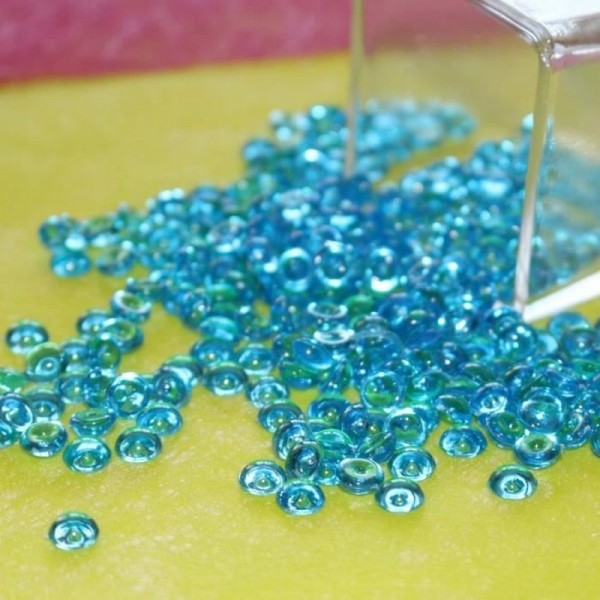 Lot de 180 gr de Gouttes de pluie en acrylique Turquoise, Ø 5mm, pour déco de table - Photo n°2