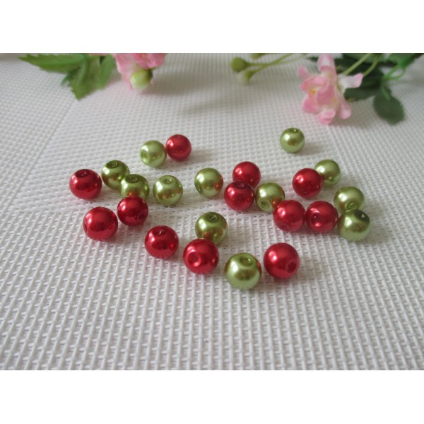 Perles en verre nacré 8 mm rouge et verte x 100 - Photo n°1