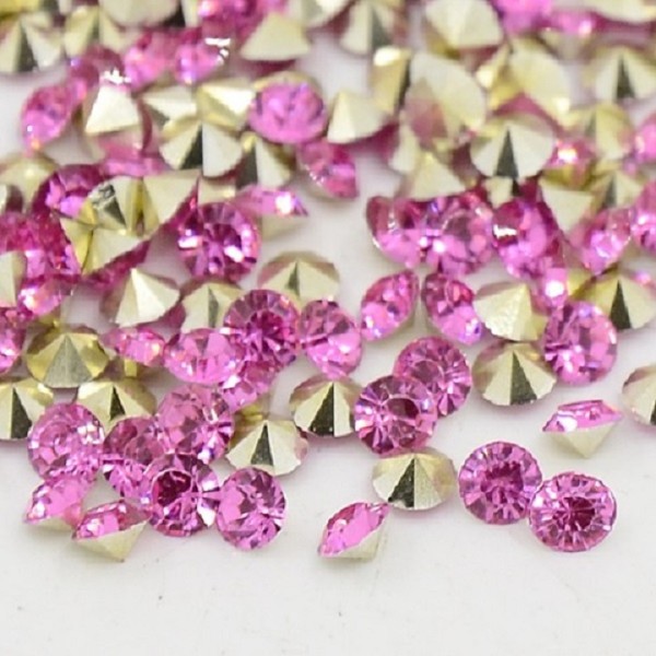 Cabochons strass forme diamant 6 mm rose orchidée x 100 - Photo n°1