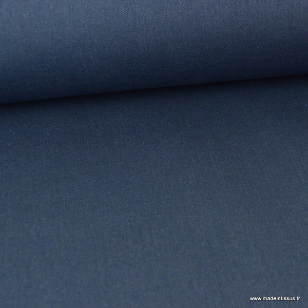 Tissu gabardine polyester viscose enduite étanche bleu denim. - Photo n°2
