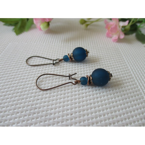Kit boucles d'oreilles perle bleu marine et apprêts cuivre rouge - Photo n°1