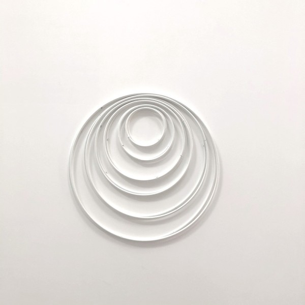 Lot 12 Cercles métal blanc Ø 5 cm à 18 cm, Anneaux en Epoxy pour Attrape rêves, abat-jour - Photo n°1