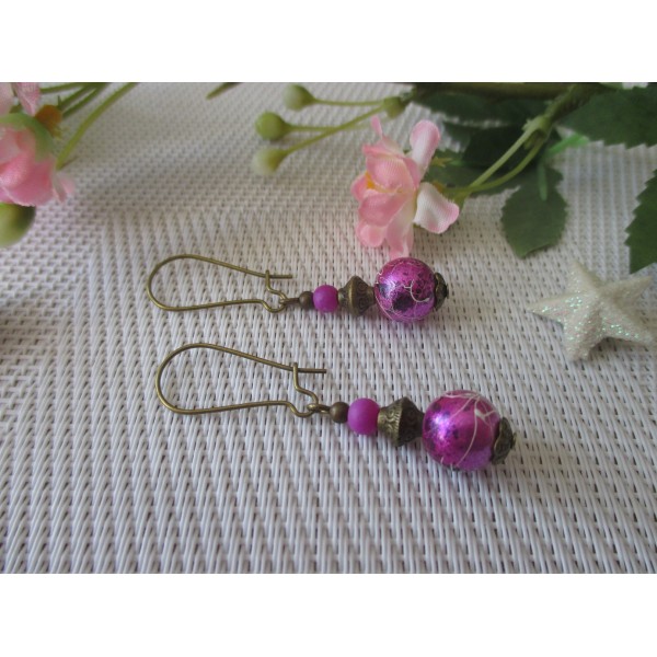 Kit de boucles d'oreilles apprêts bronzes et perle en verre violet nacré - Photo n°1