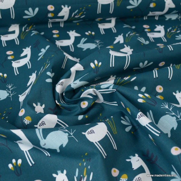 Tissu coton imprimé biches et lapins vert Paon et blanc - Oeko tex - Photo n°2