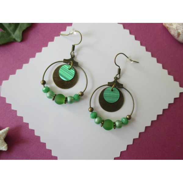 Kit de boucles d'oreilles créoles bronze et perles vertes - Photo n°2