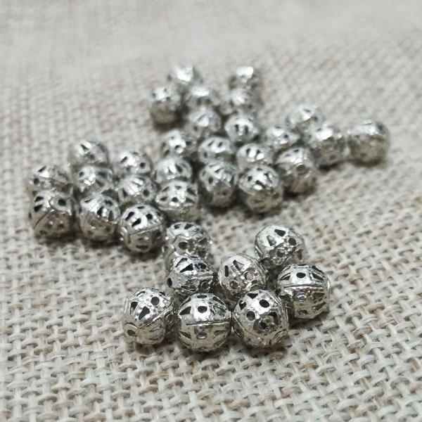 50 Perles 6mm Filigrane Rond Metal Charms Argente Mat - Photo n°1