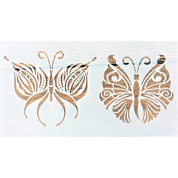 POCHOIR PLASTIQUE 21*12cm : papillons mandala - Photo n°1