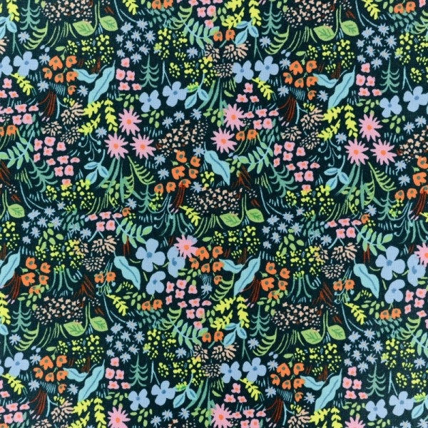 Tissu coton imprimé fleurs fond vert collection Meadow de Rifle paper pour Cotton and Steel - Photo n°1