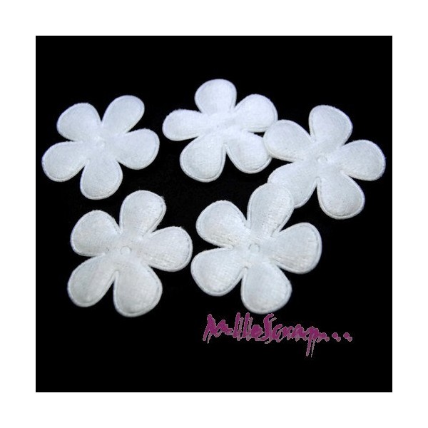 Appliques fleurs tissu velours blanc - 5 pièces - Photo n°1