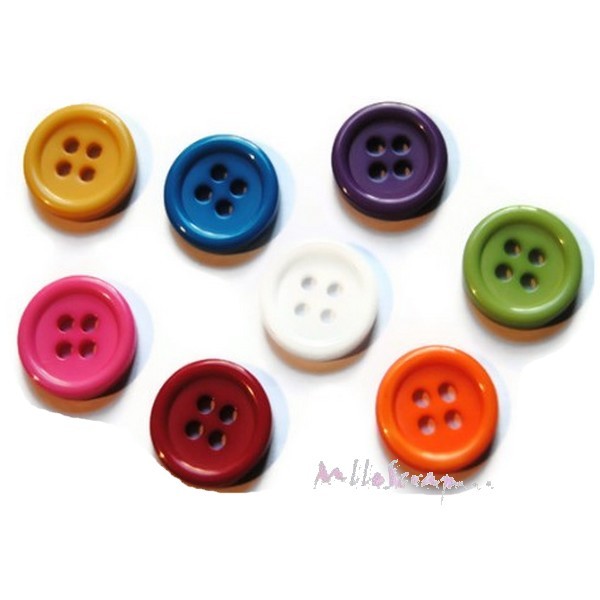 Boutons plastique multicolore - 8 pièces - Photo n°1