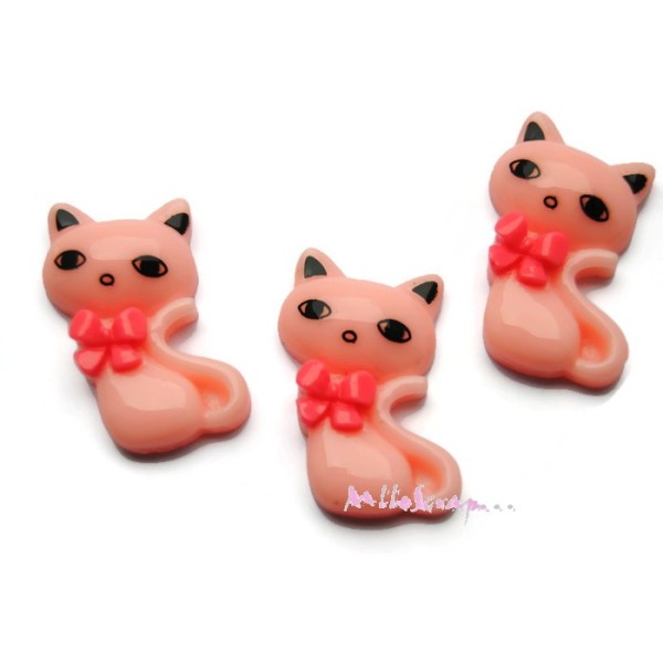 Cabochons chats résine rose - 3 pièces - Photo n°1