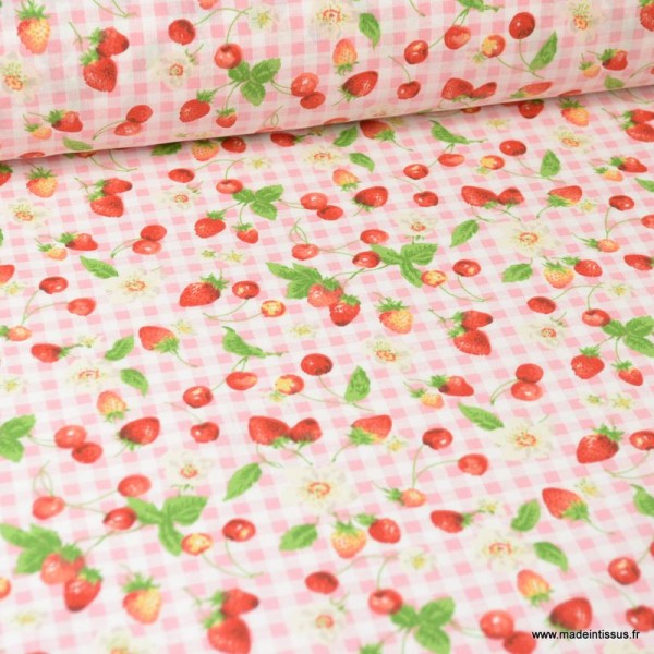 Tissu coton motifs fruits rouges - Oeko tex - Photo n°1