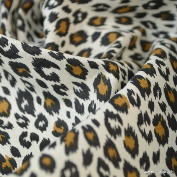 Tissu coton motif Léopard fond écru - Oeko tex - Photo n°3