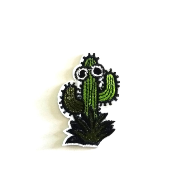 Thermocollant cactus – 58x40mm – écusson à coudre – 67 - Photo n°1