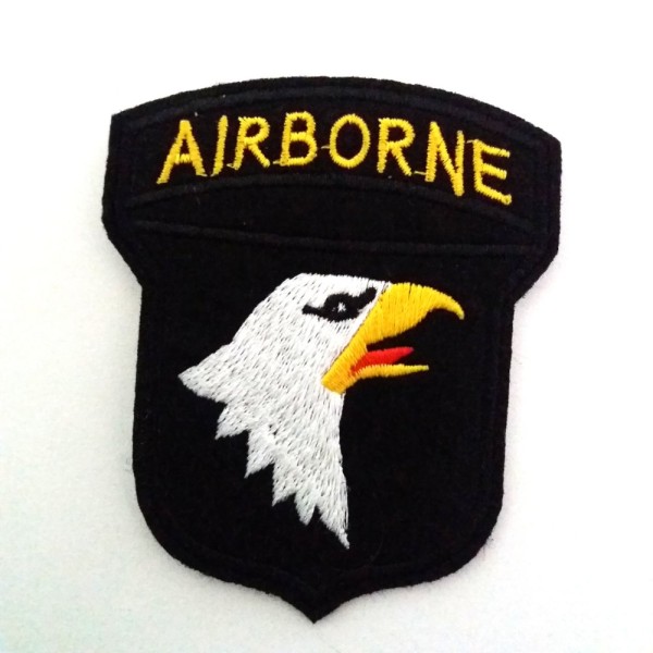 Thermocollant militaire aigle airbone - 82x67mm – écusson à coudre – 83 - Photo n°1